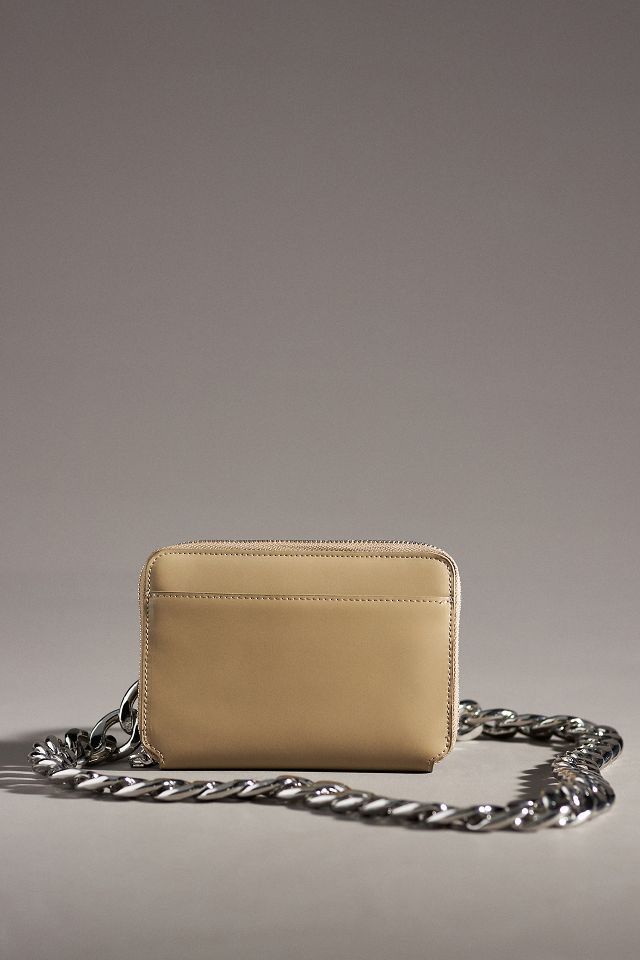 The chain shop crossbody bag