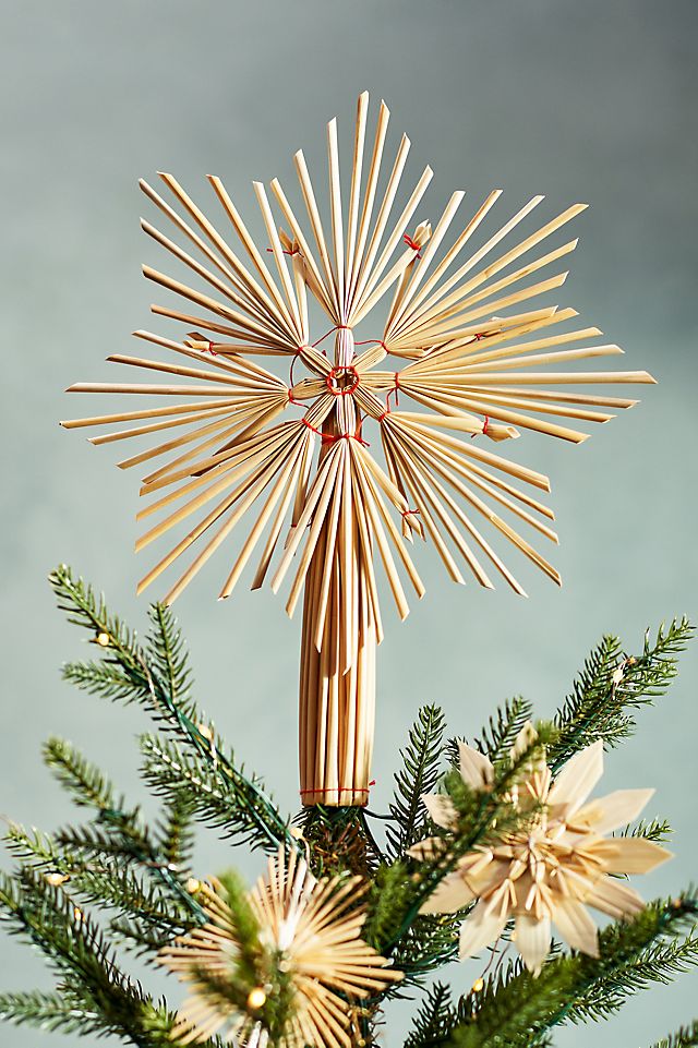 Straw tree topper Straw tree topper