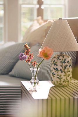 Kaia Ceramic Table Lamp