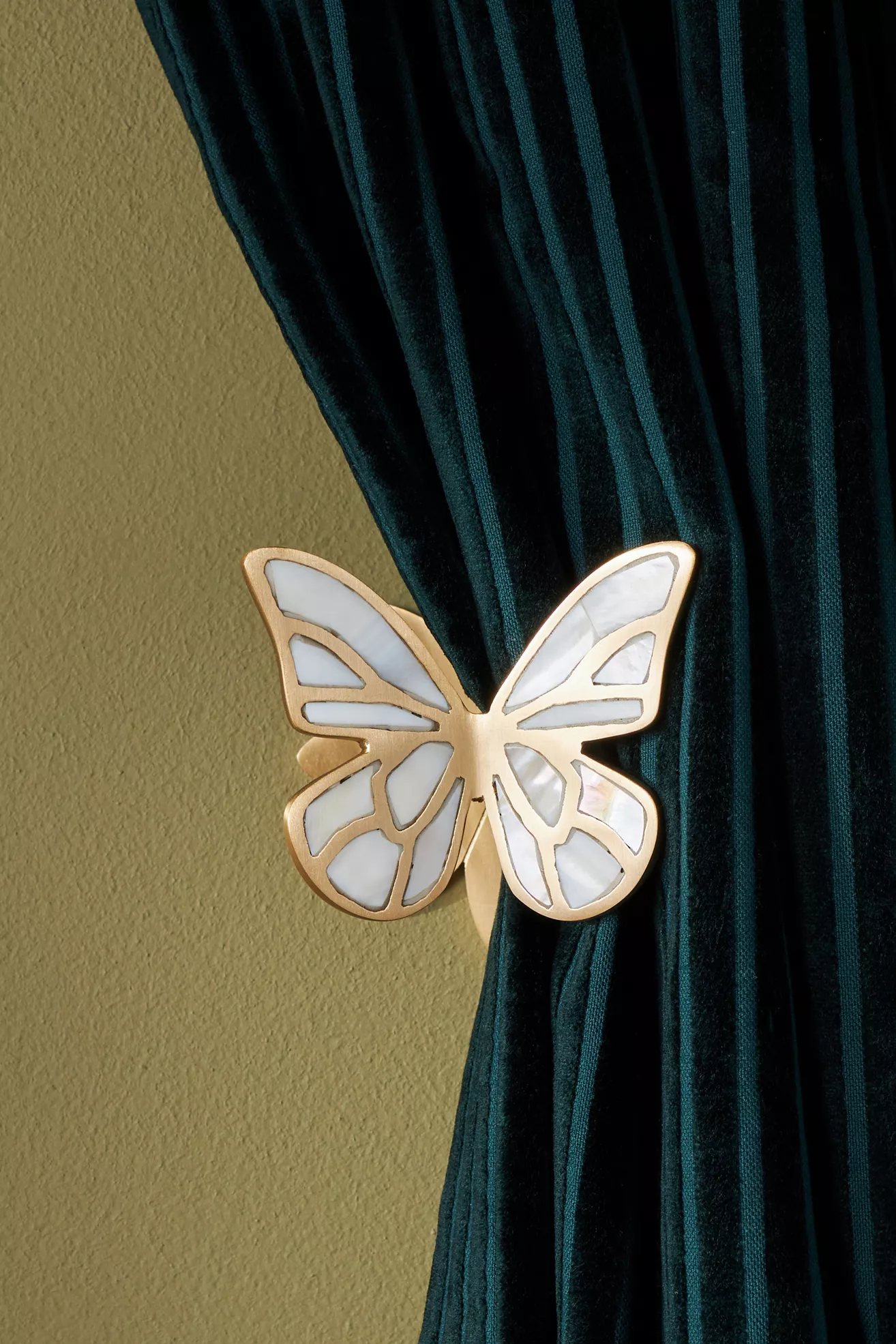 Delia Mother-of-Pearl Butterfly Tieback