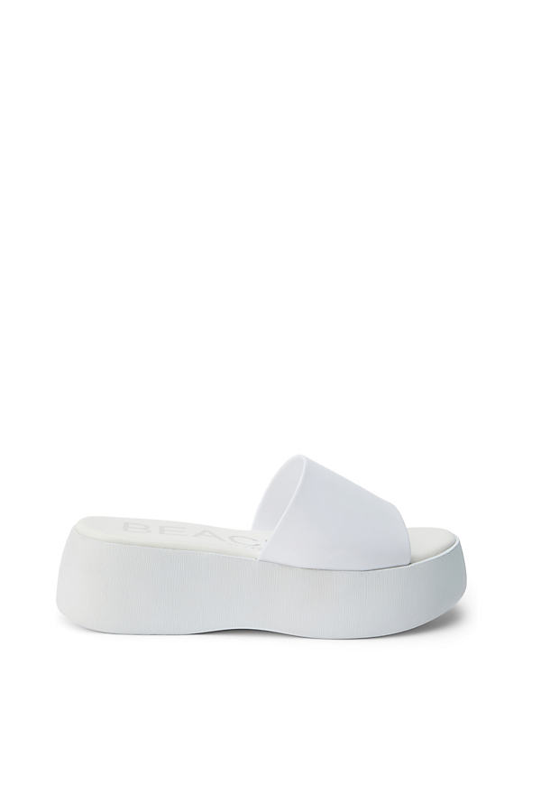 Matisse Solar Platform Sandals In White