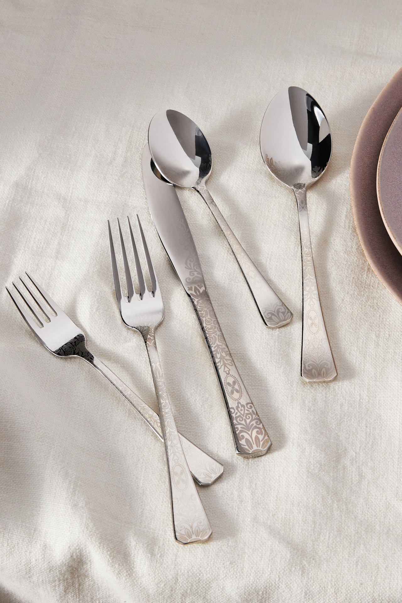 Dandelion Greens Flatware Set