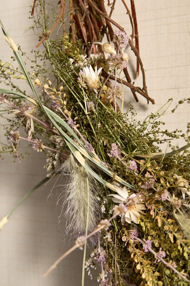 Right Side Hand Wren Wreath #1