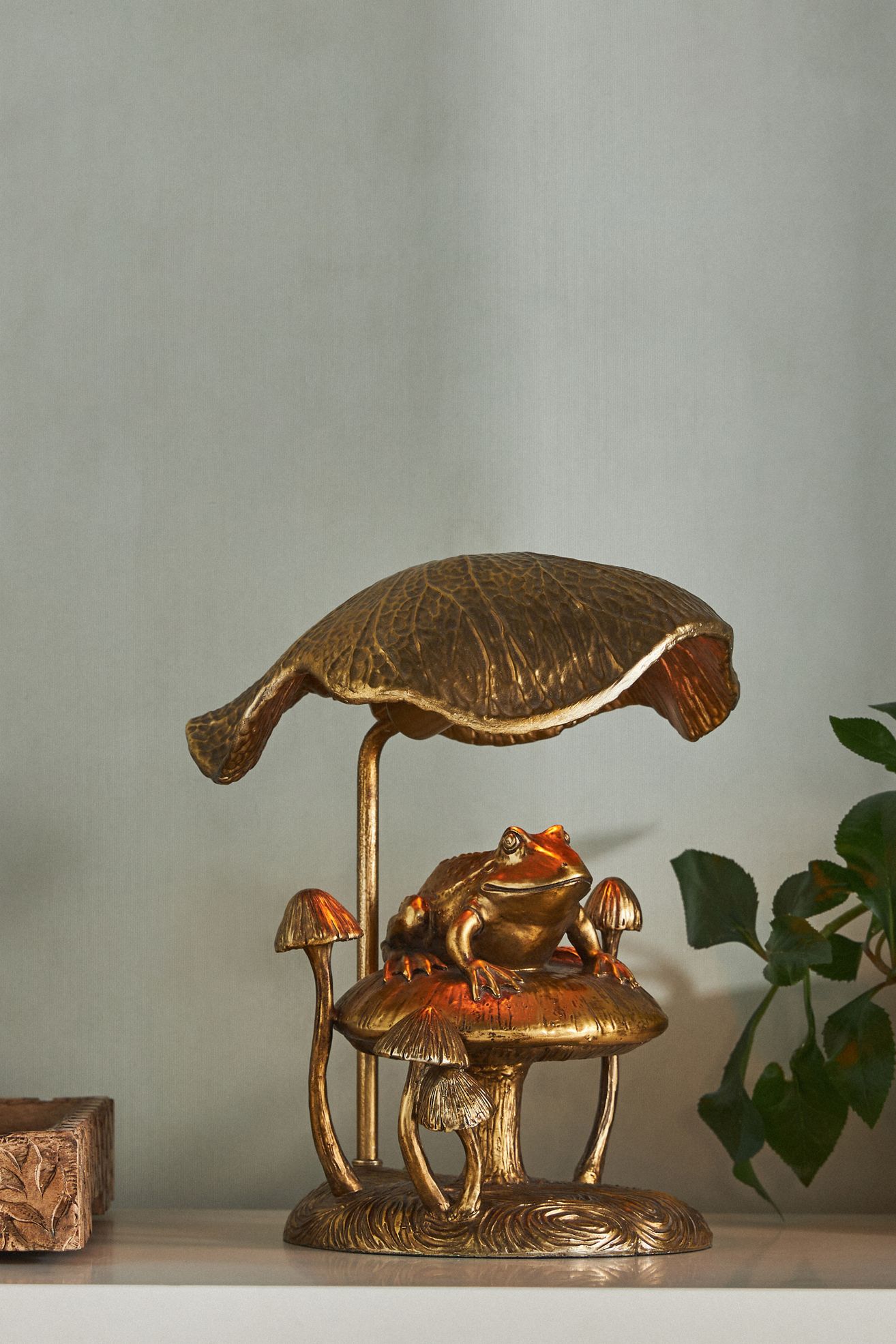The Icon Table Lamp: Frog Edition - BRASS, Standard, One Size