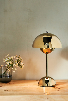 Ameico Flowerpot V9 Rechargeable Led Portable Gold Table Lamp