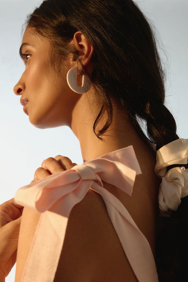 Mother-of-Pearl Open Circle Hoop Earrings #3