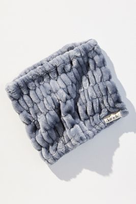 Everly Brocade Knot Headband | Anthropologie display picture 2
