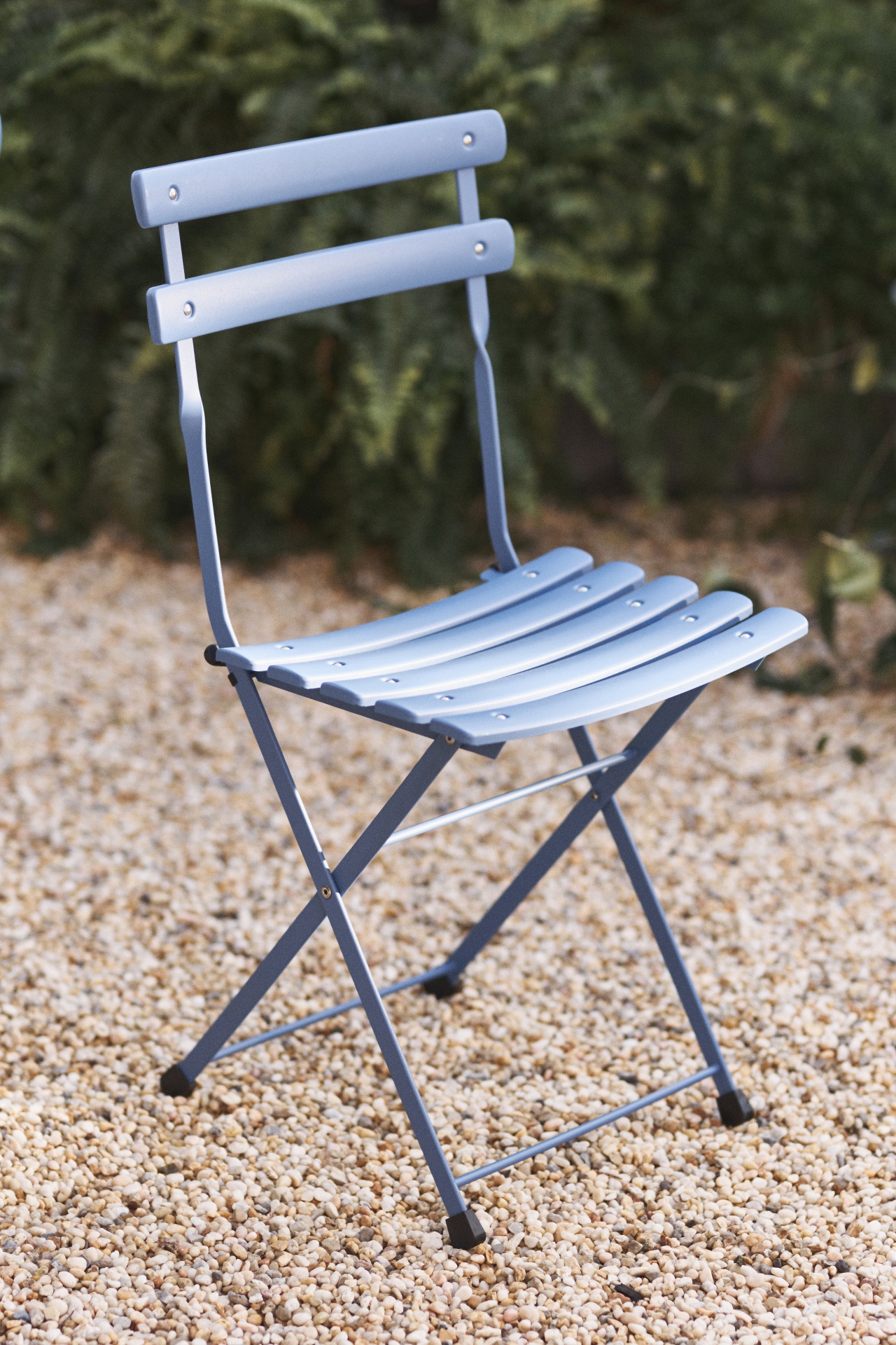 Arc En Ciel Outdoor Folding Chairs, Set of 2