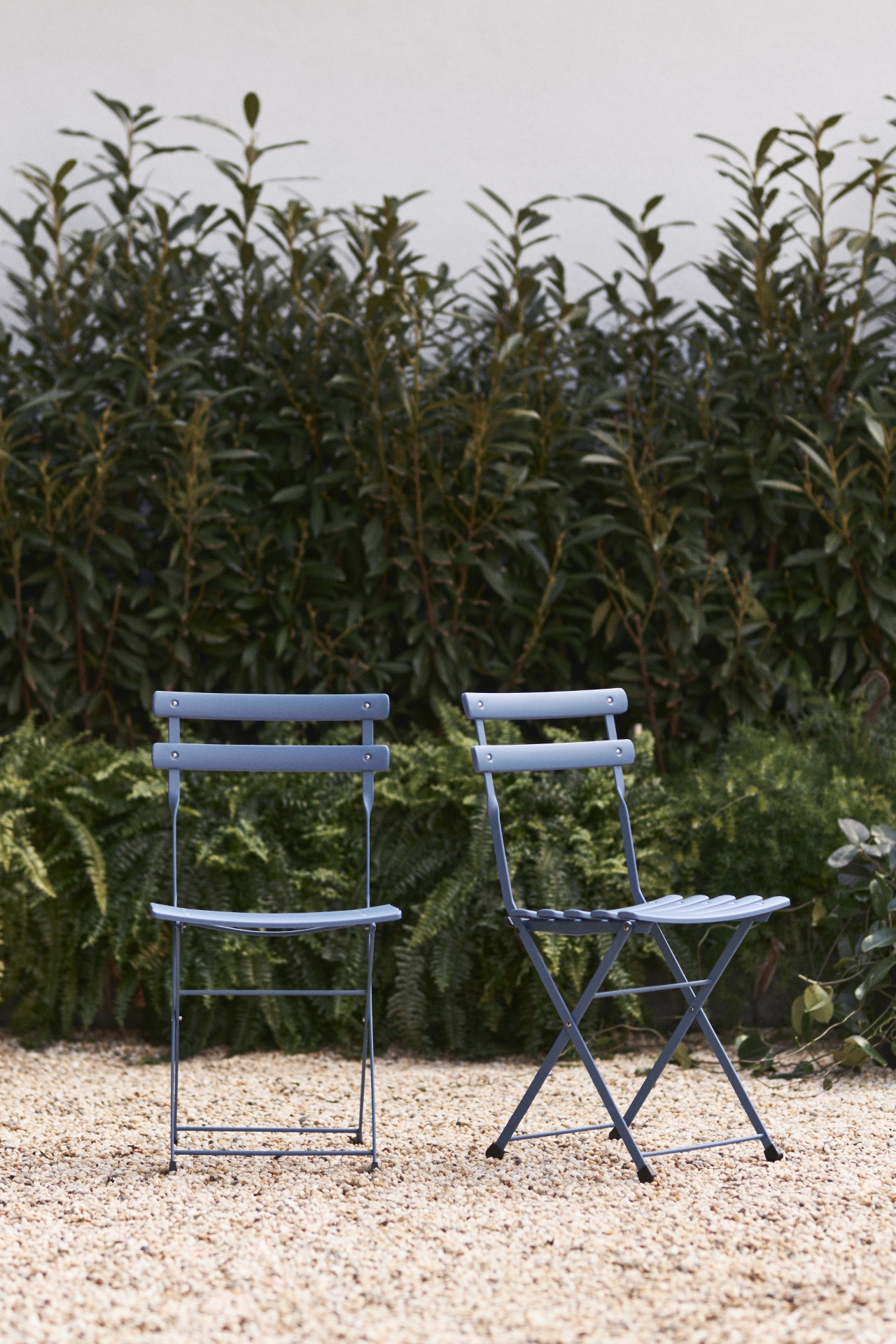 Arc En Ciel Outdoor Folding Chairs, Set of 2