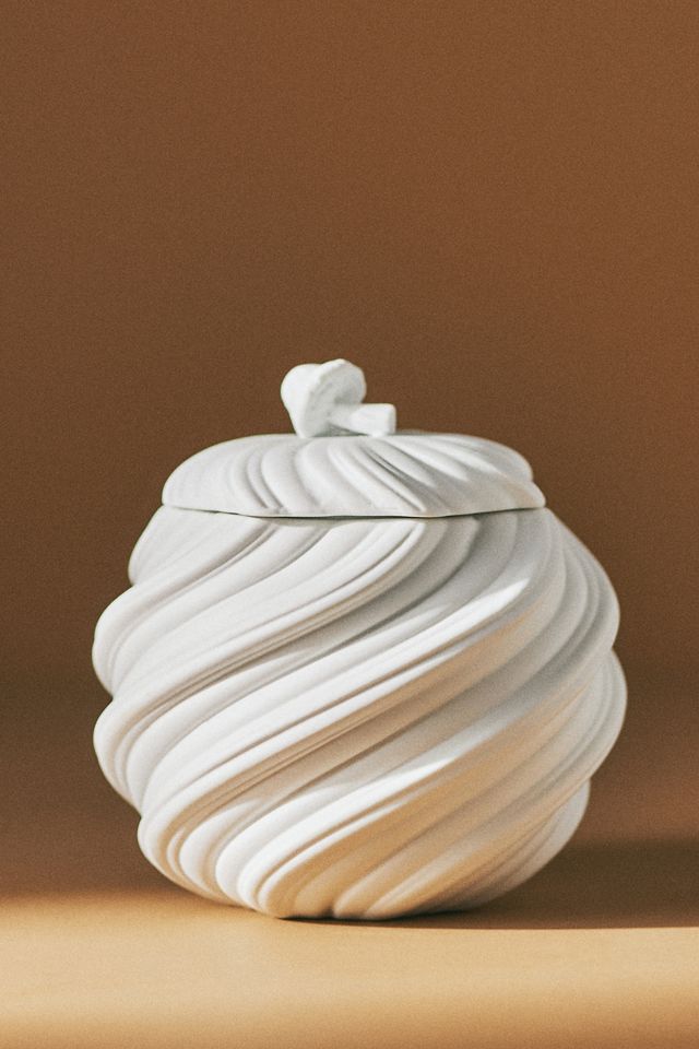 Monti Woody Blackberry Balsam Textural Ceramic Candle #2