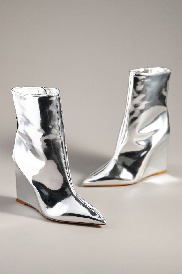 Schutz store silver boots