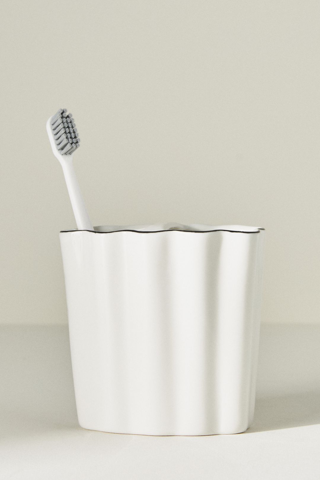 Le Marais Toothbrush Holder - Cream + Black Trim, One Size