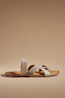 Minnetonka Faribee Sandals In Beige