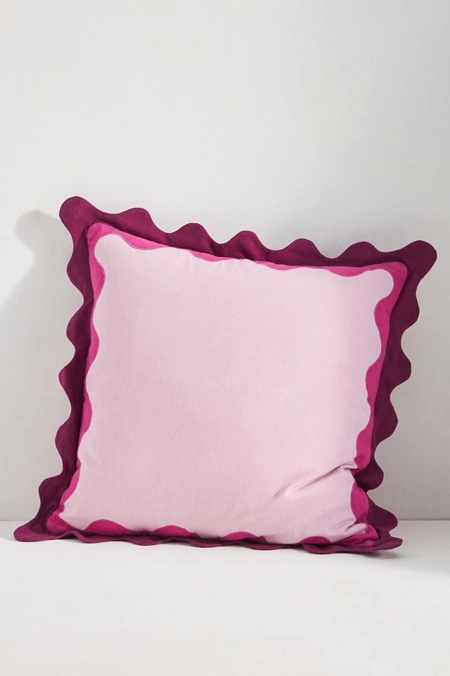 Maeve Scallop Pillow Pink