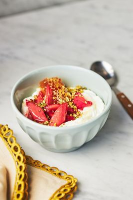 The Latte Stoneware Cereal Bowls, Set of 4: Amelie Edition
