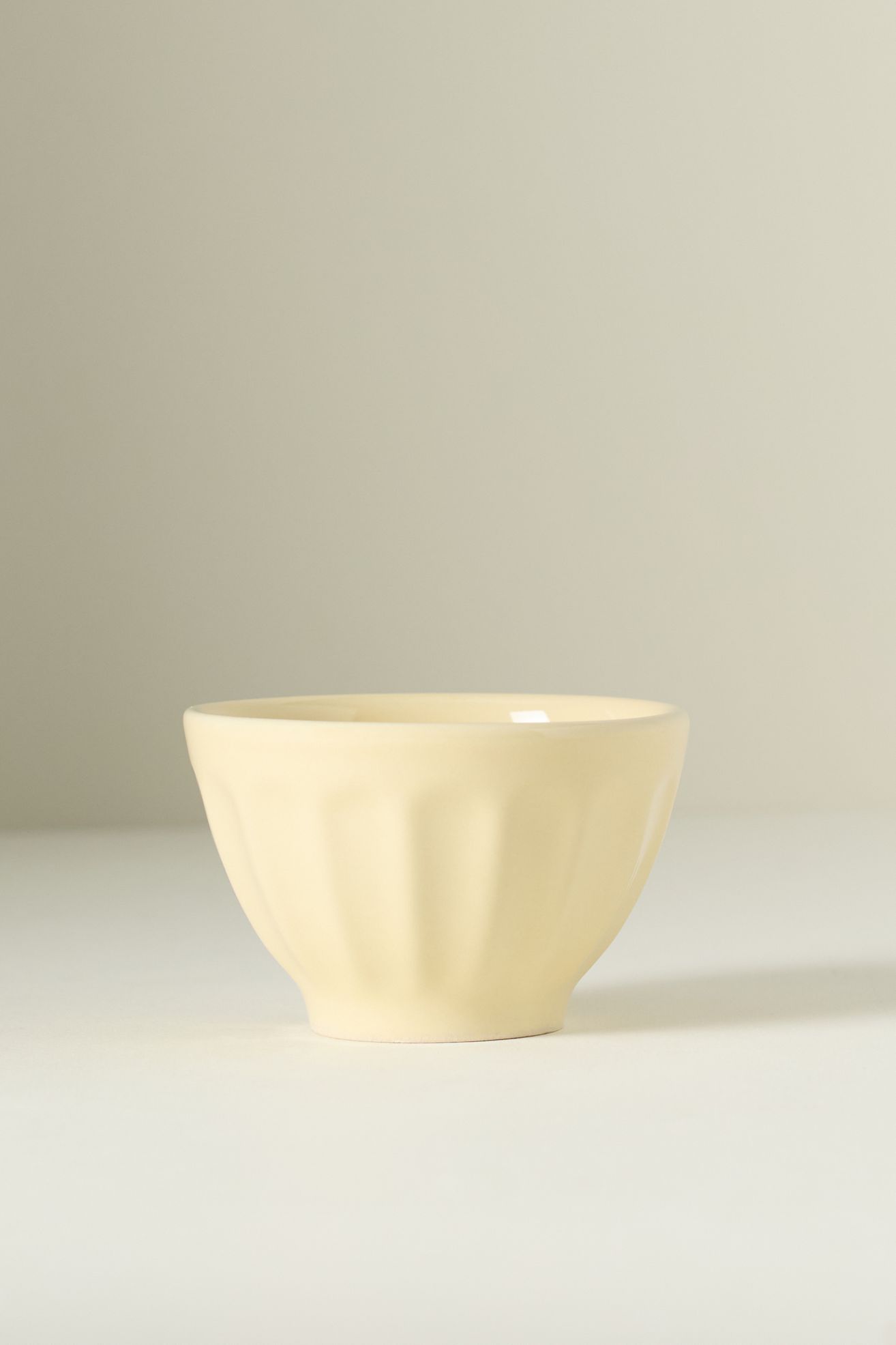 The Latte Stoneware Nut Bowls, Set of 4: Amelie Edition - Shortbread, Standard, Set Of 4