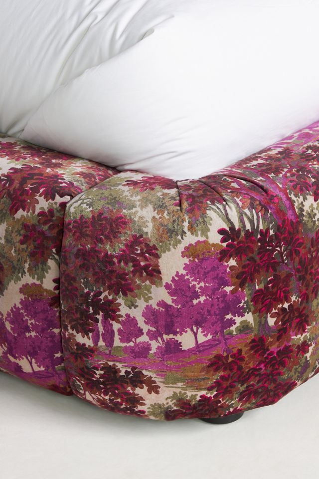 Vienne Velvet Winnie Bed #6