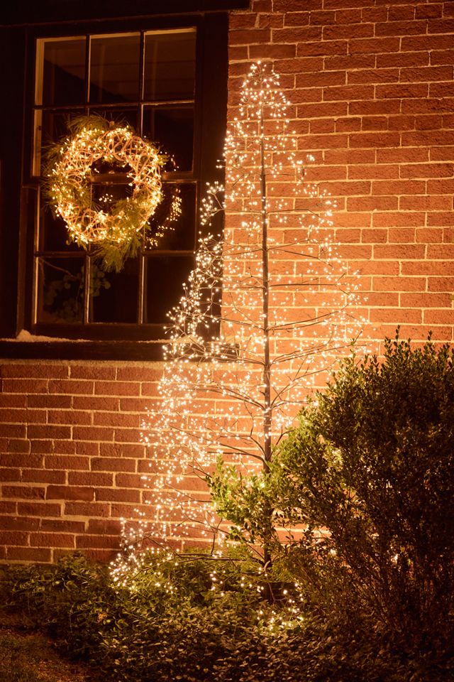 Stargazer Twinkling Illuminated LED Vine Wreath #3