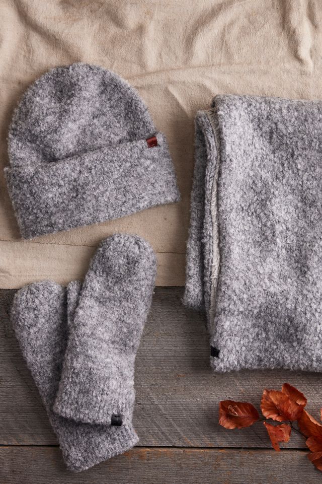 Boucle Mittens #1