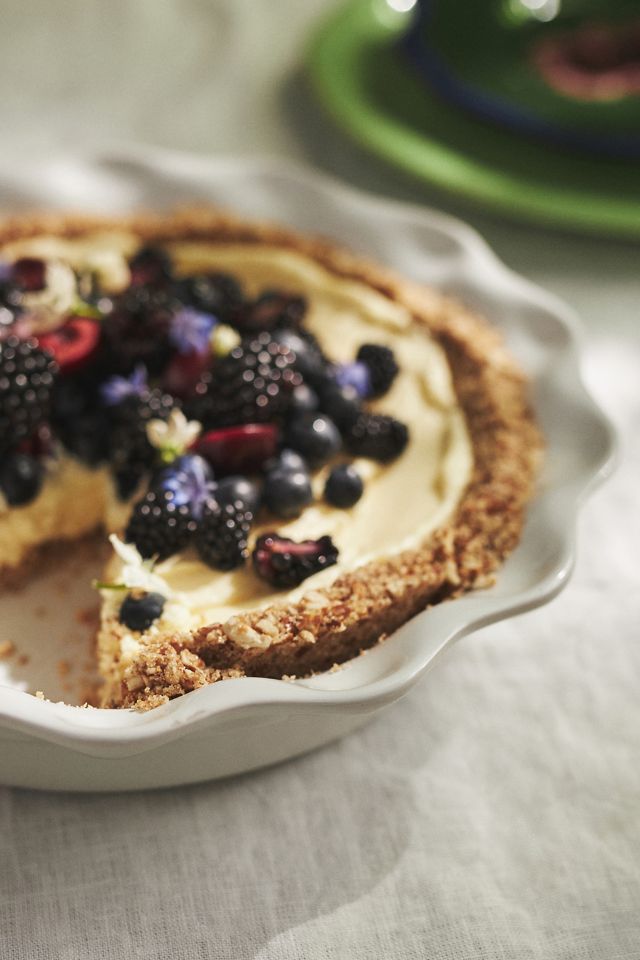 Le Creuset 9" Heritage Pie Dish #1