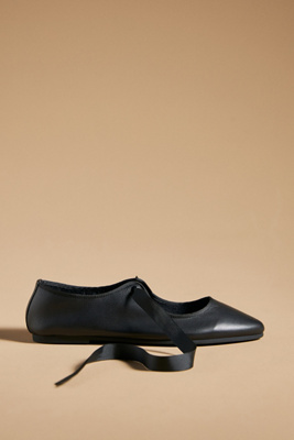 Intentionally Blank Valley Flats In Black