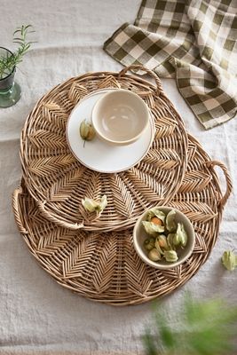 Leafy Rattan Handle Tray
