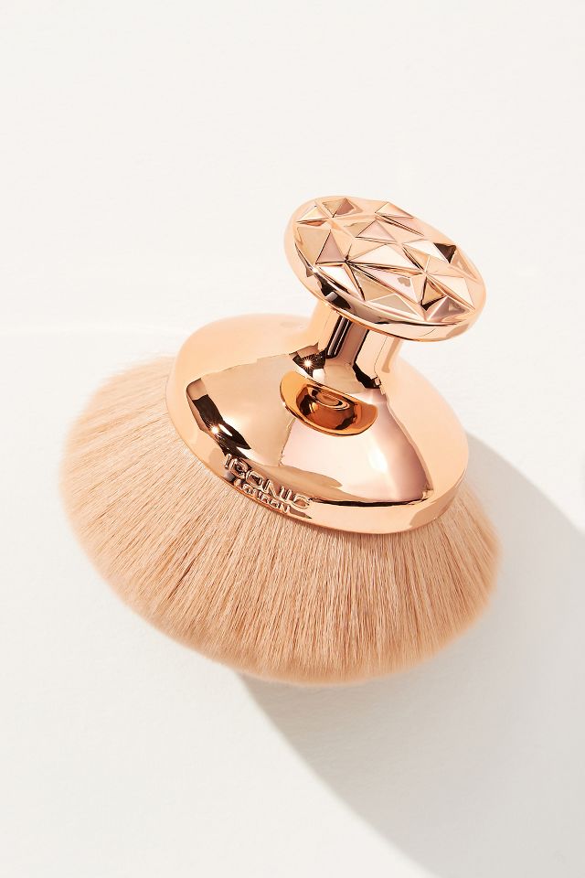 Optimista Absay Fantasía ICONIC London Pro Puff Brush | Anthropologie