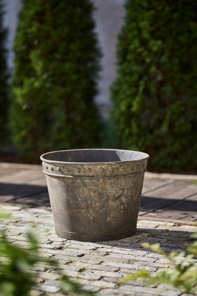 Rivet Rim Galvanized Taper Planter #4