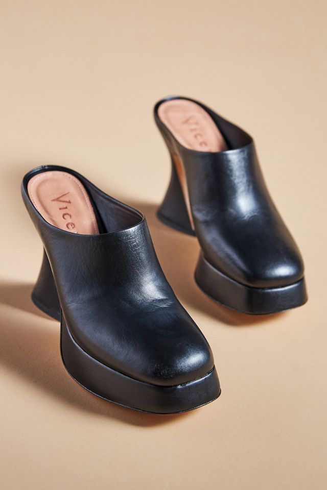 Vicenza Fluted Clog Heels #1