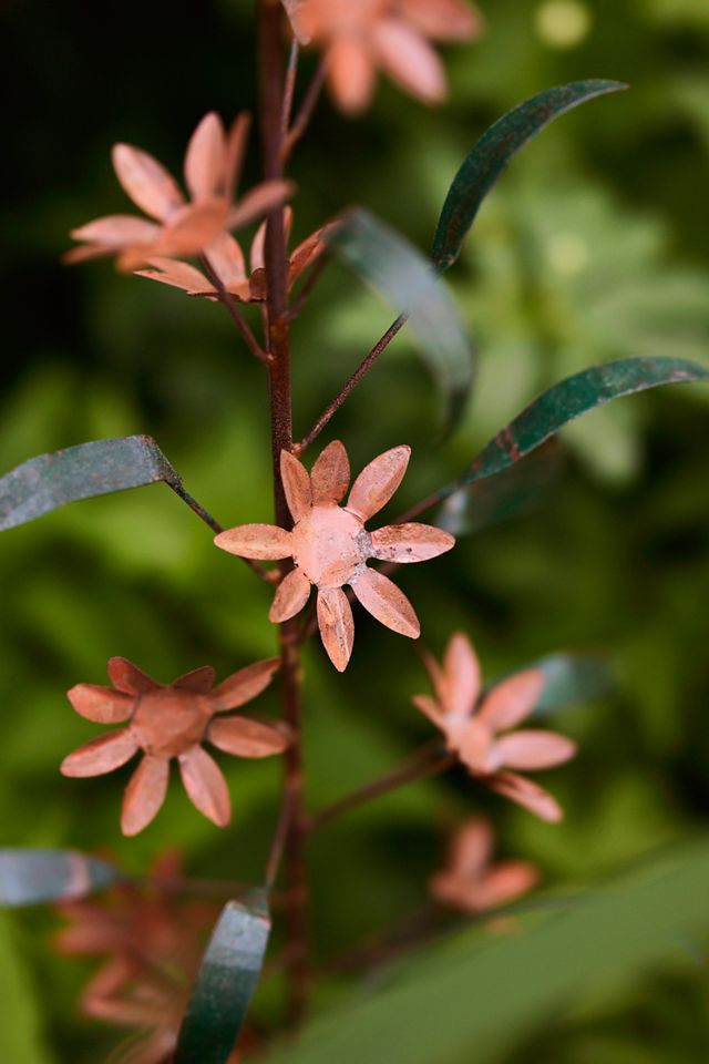 Multi Flower Iron Stake #1