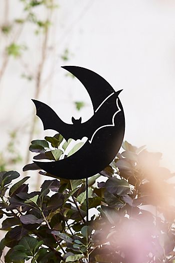 Crescent Moon + Bat Iron Stake