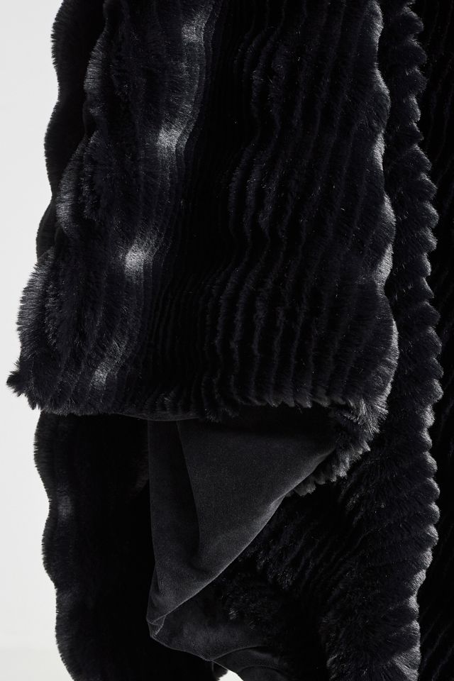 Arden Faux Fur Throw Blanket #1
