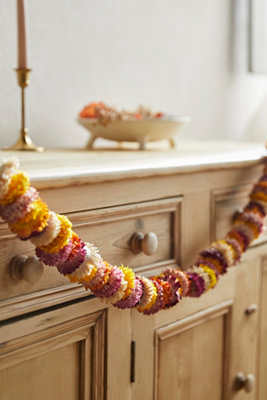 Terrain Preserved Helichrysum Garland