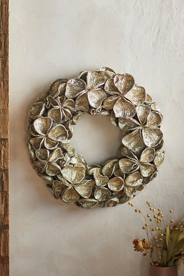 Wreath-Making at Terrain Using Dried Florals