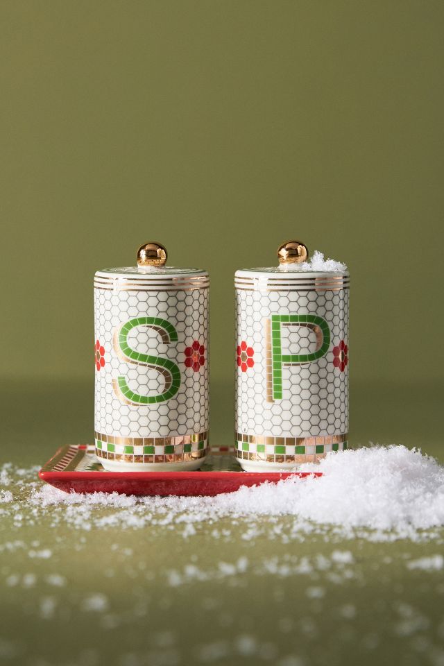 Salt & Pepper Shakers | Stoneware