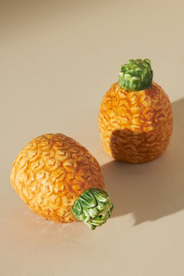 Les Ottomans Pineapple Salt and Pepper Shakers #1