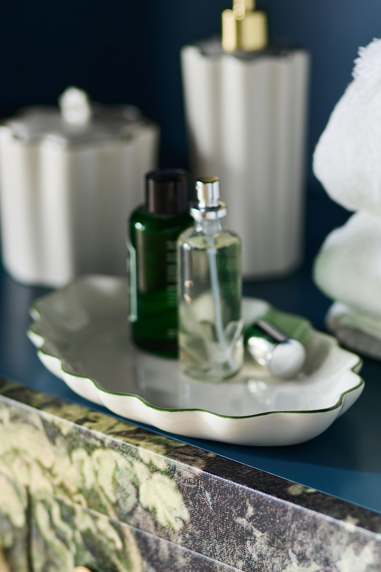 Le Marais Tray - Cream + Green Trim, Standard, One Size