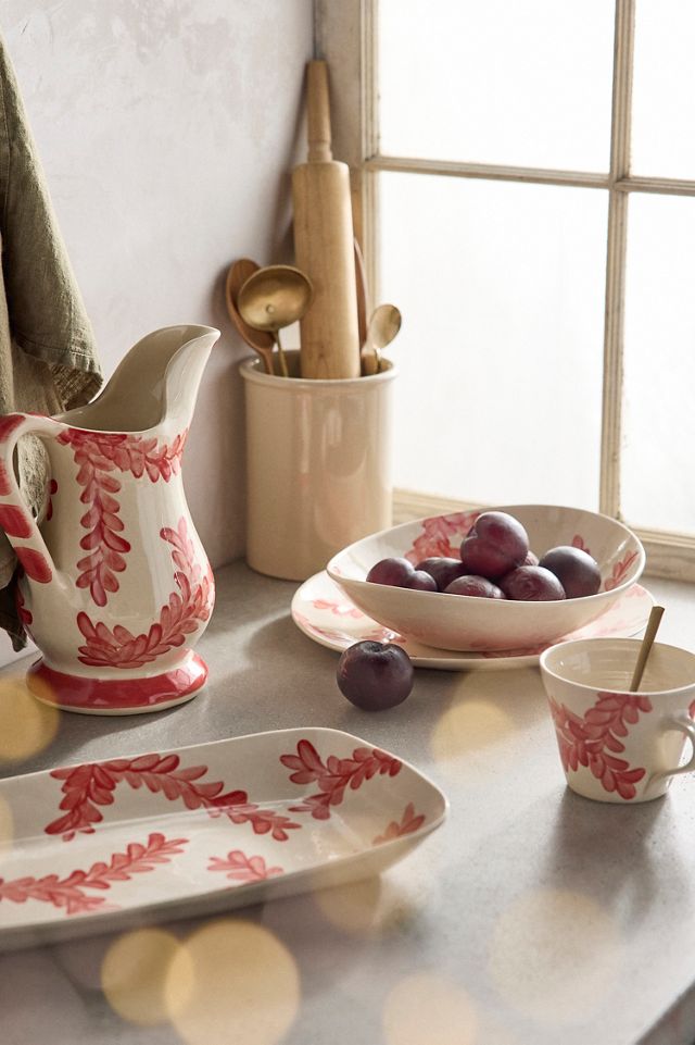 Red Vine Dinner Plate #1