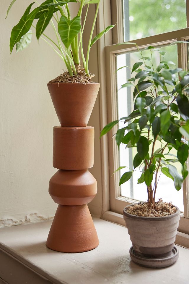 Tall Geo Terracotta Planter - Terrain