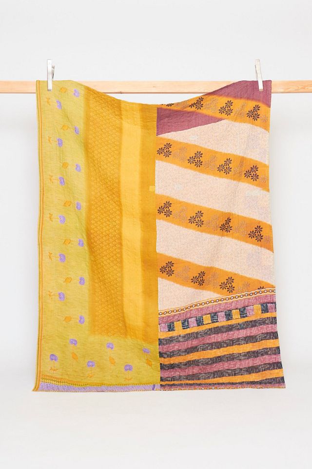 Anchal Twin Vintage Kantha Quilt No. T230218 | AnthroHome