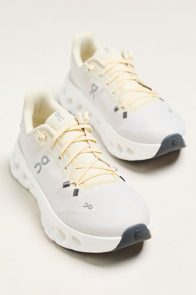 On Cloudtilt Sneakers #2