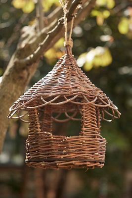 Willow Platform Bird Feeder