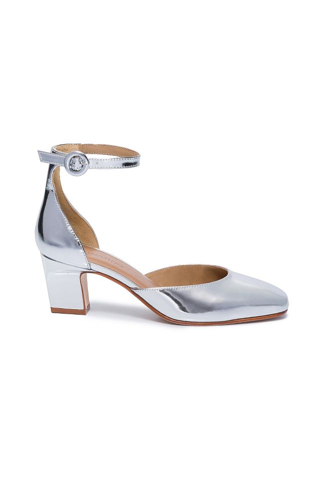 Bernardo mary sandal store
