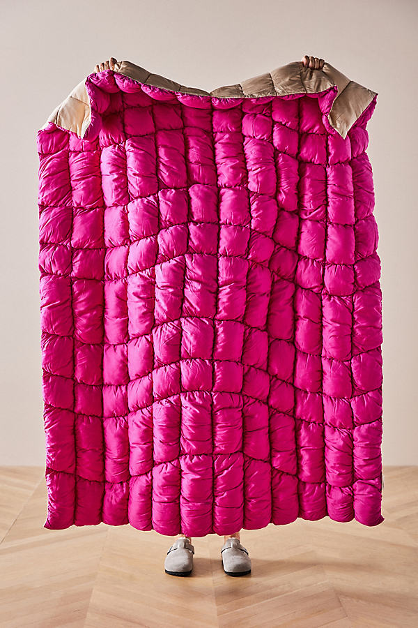 Polaire Quilted Puffer Throw Blanket