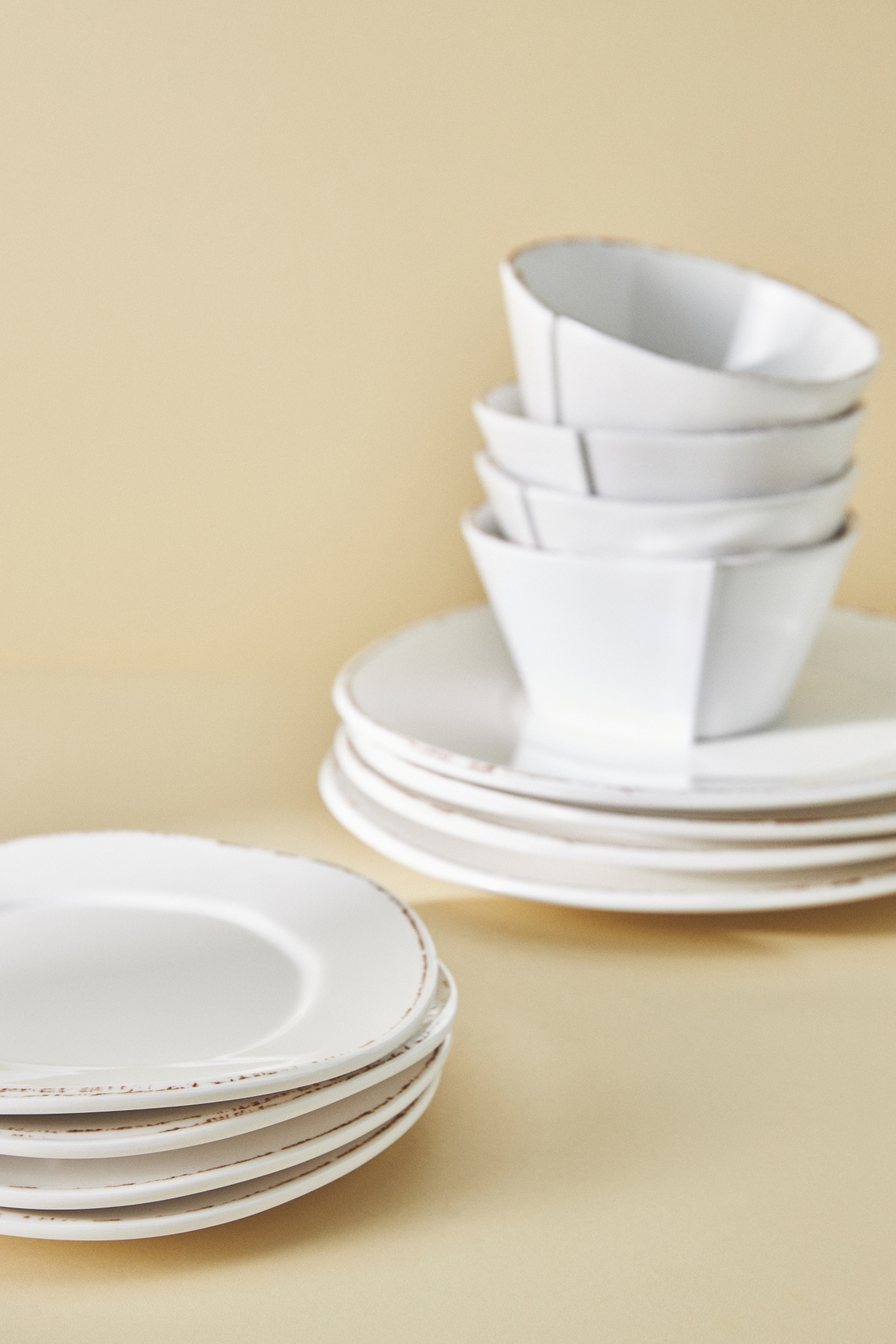 Vietri Melamine Lastra 12-Piece Place Setting