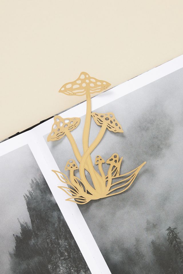 DesignWorks Ink Metal Bookmark #1