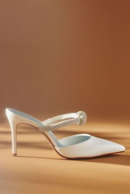 Schutz Pearl Pumps