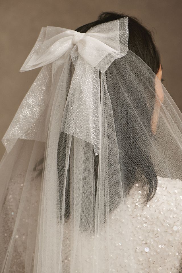 Veil Trends Regent Bow Veil | Anthropologie display picture 3