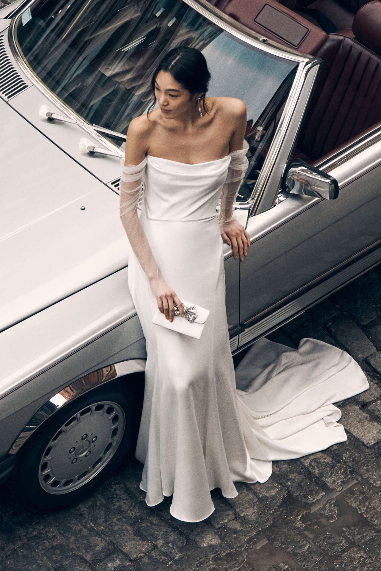 Jenny by Yoo Olivia Long-Sleeve Off-The-Shoulder Scoop-Neck Column Wedding Gown