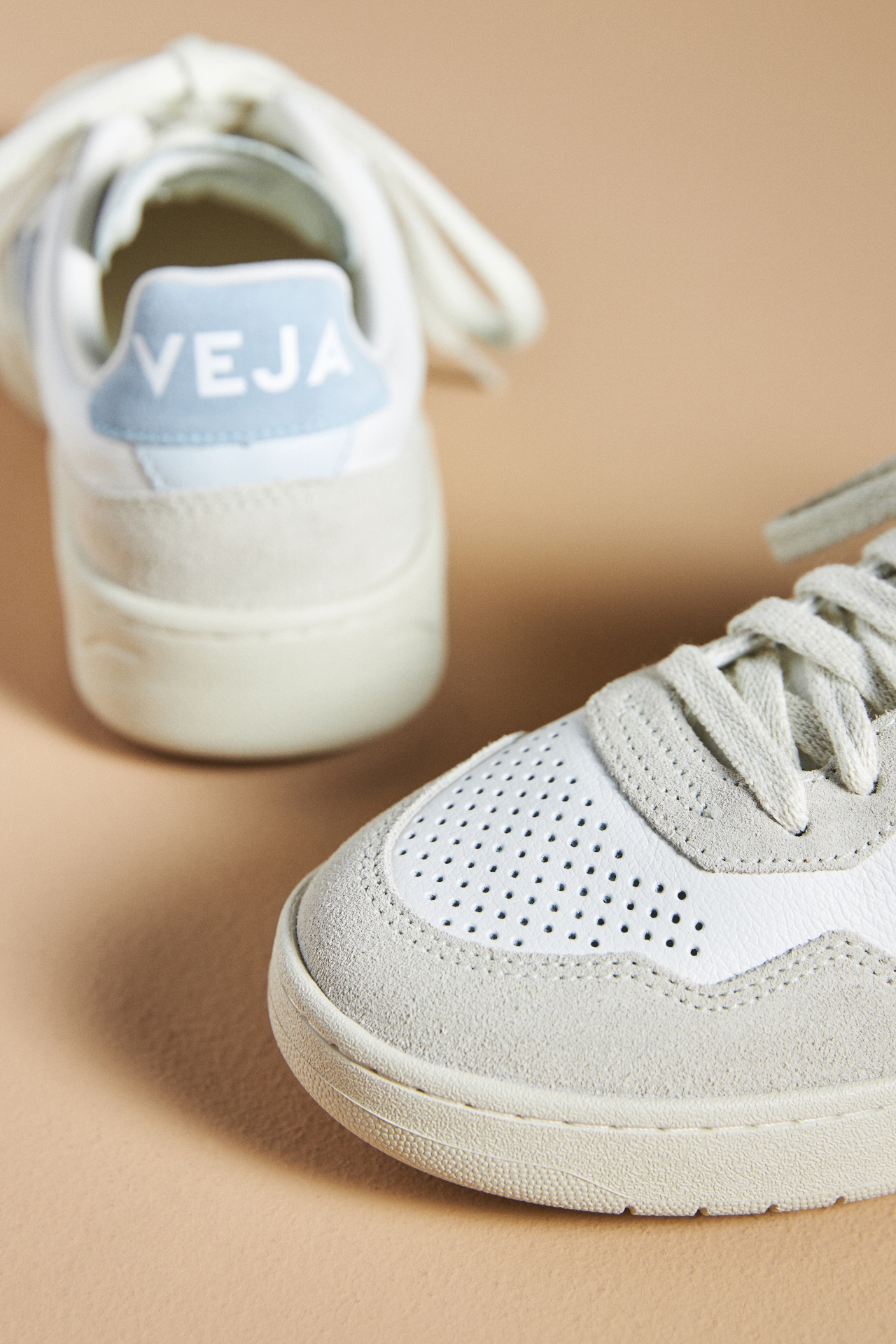 Veja V-90 Sneakers